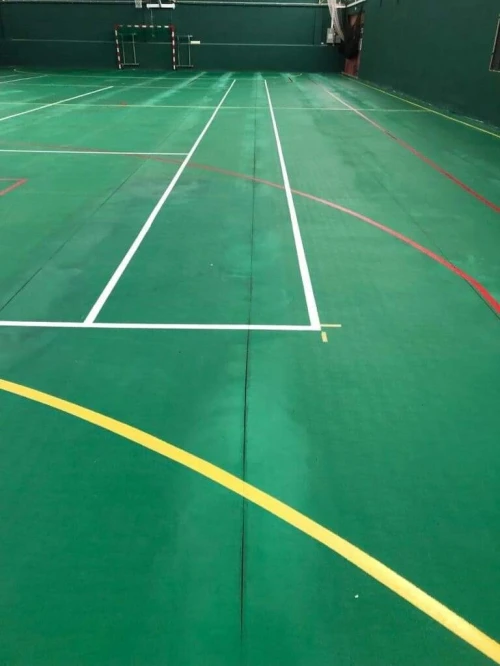 Air de jeux , revêtements Terrain de sport, gomme synthétique acrylique epdm, salle de sport 