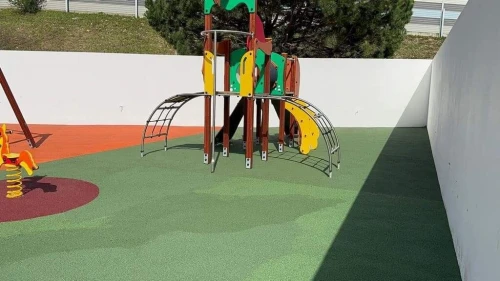 Air de jeux,matico,terrain piste d'athlétisme,epdm, gomme, acrylique,salle de sport