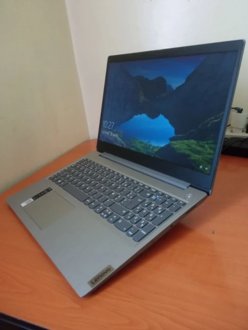 Lenovo IdeaPad 3 | AMD 3020e | 4GB RAM | 256 SSD | 15.6"
