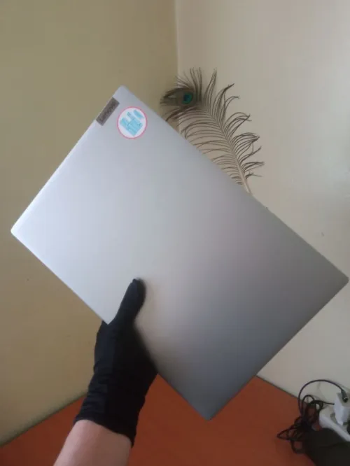 Lenovo IdeaPad 3 | AMD 3020e | 4GB RAM | 256 SSD | 15.6"