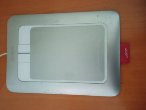 Wacom Bamboo Fun CTH-461 - Tablette Graphique (Sans Stylet)