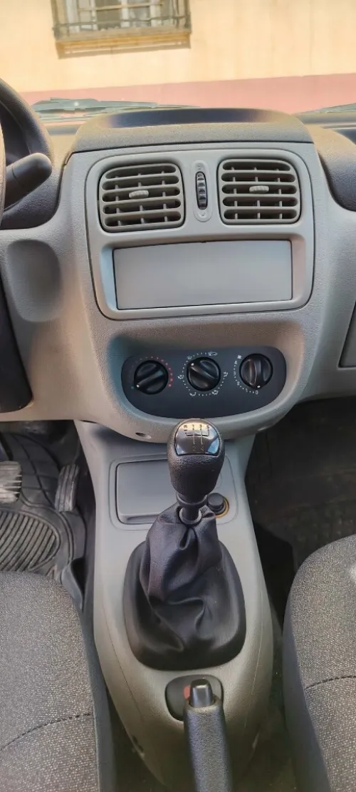 Renault Clio Classique 2004 