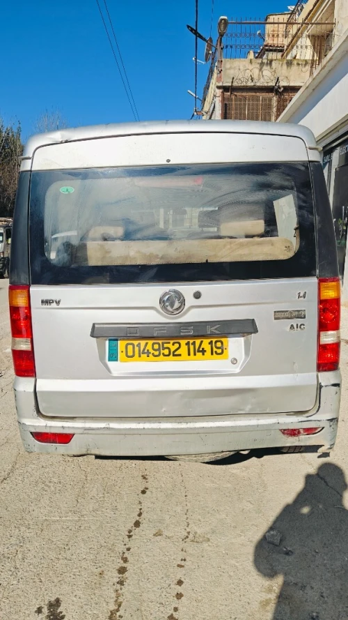 DFSK Mini Bus 2014 9 place