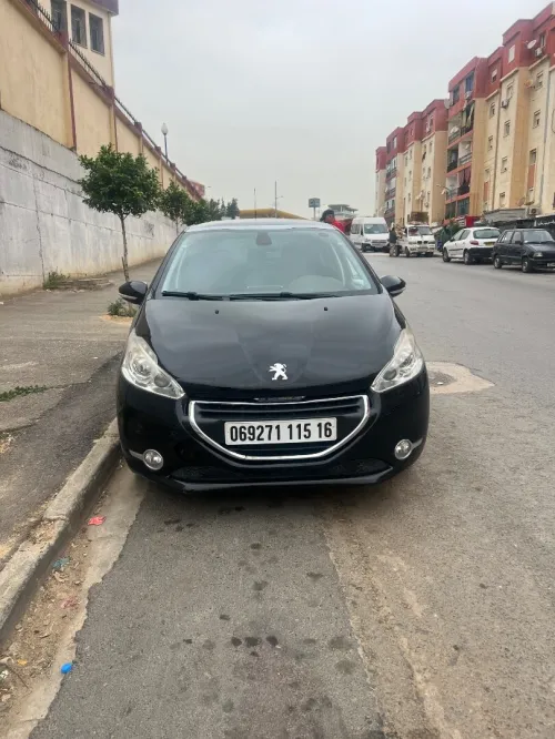 Peugeot 208 2015 Allure