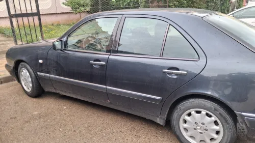 Mercedes E200 1999 E 200