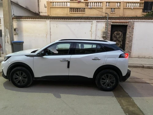 Peugeot 2008 2023 Active Pack