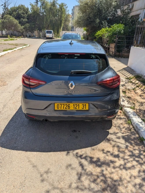 Renault Clio 05 2021 Base base (life)