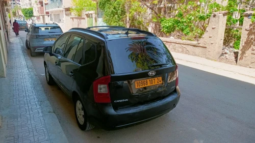 Kia Carens 2007 7 place