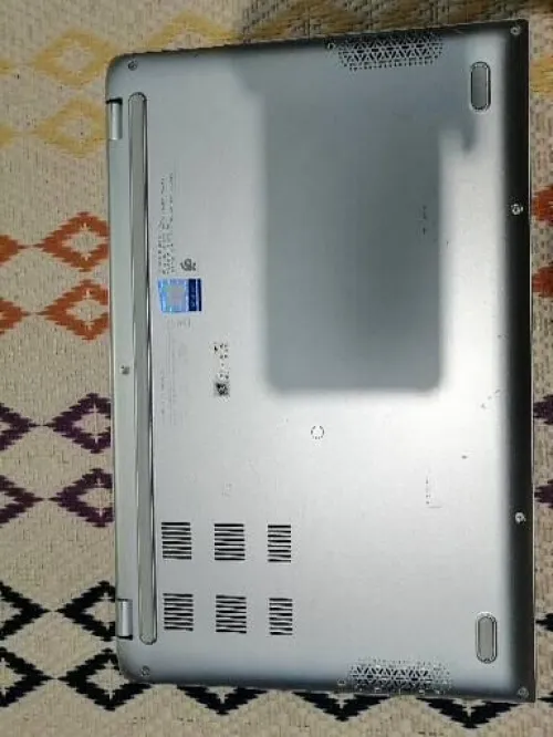 Asus vivobook, Ryzen 5 3500u Vega 8 8/ 256 GB