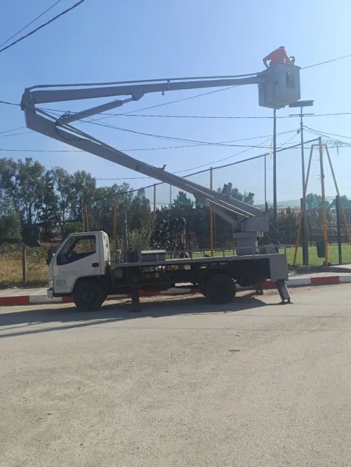 Location camion nacelle 16m 