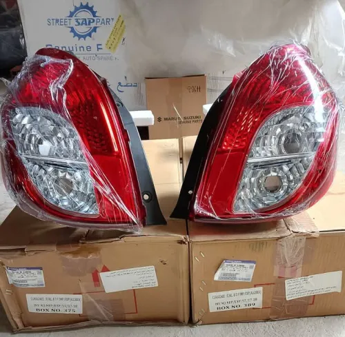 Feu arrière alto 800