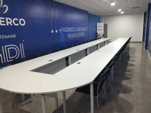 Table de réunion professionnelle moderne | Mobilier de bureau