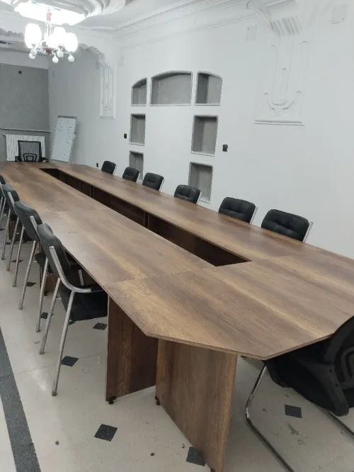 Table de réunion et de formation 14 personnes