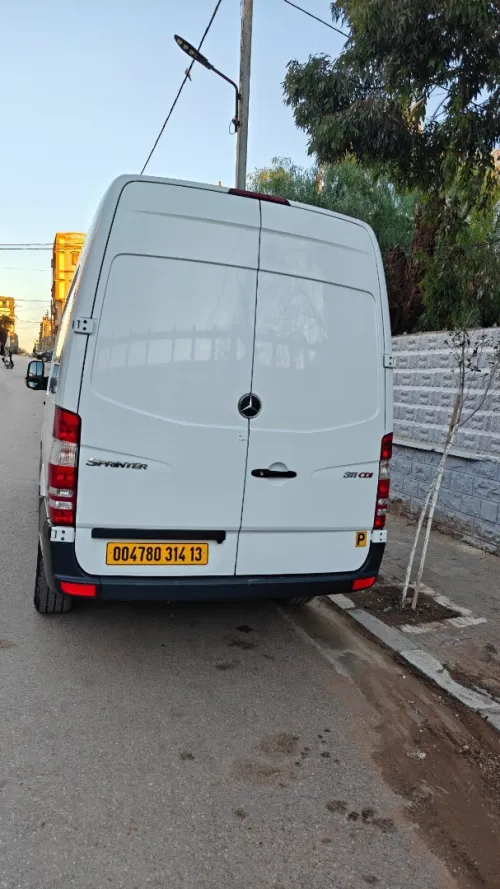 Mercedes Sprinter 2014 Surélevé chassis moyen