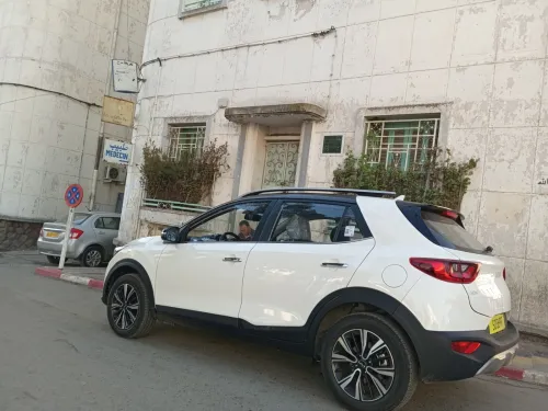 Kia KX1 2025 Sunroof edition