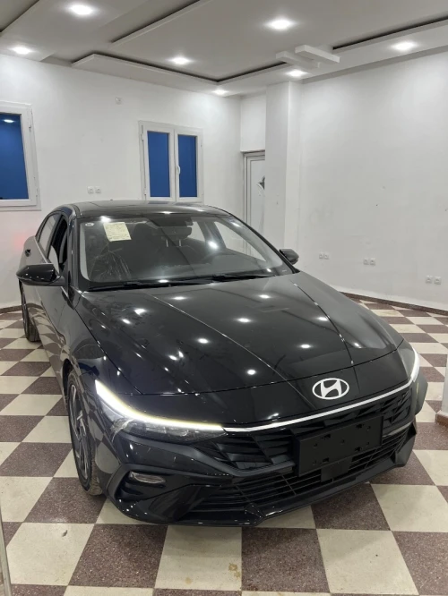 Hyundai Elantra 2025 Luxury