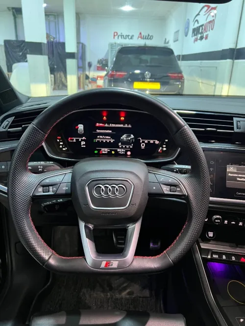 Audi Q3 2024 S Line quattro
