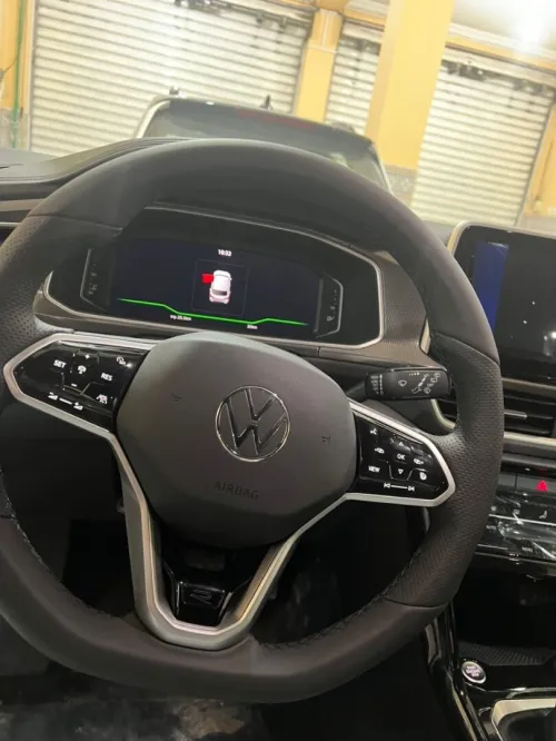 Volkswagen T-Roc 2025 R-Line 