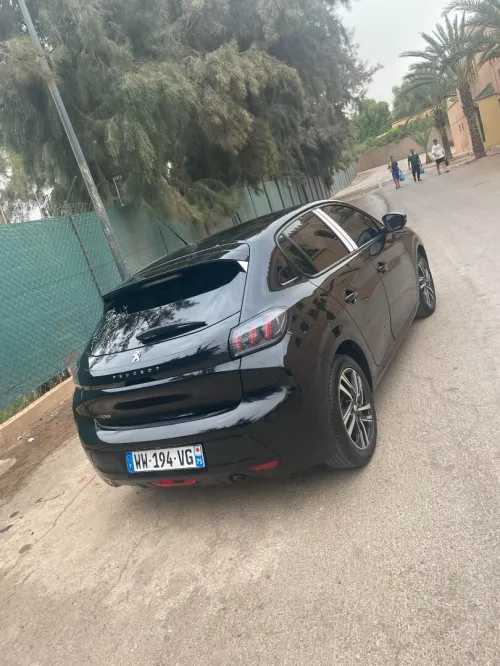 Peugeot 208 2022 Allure