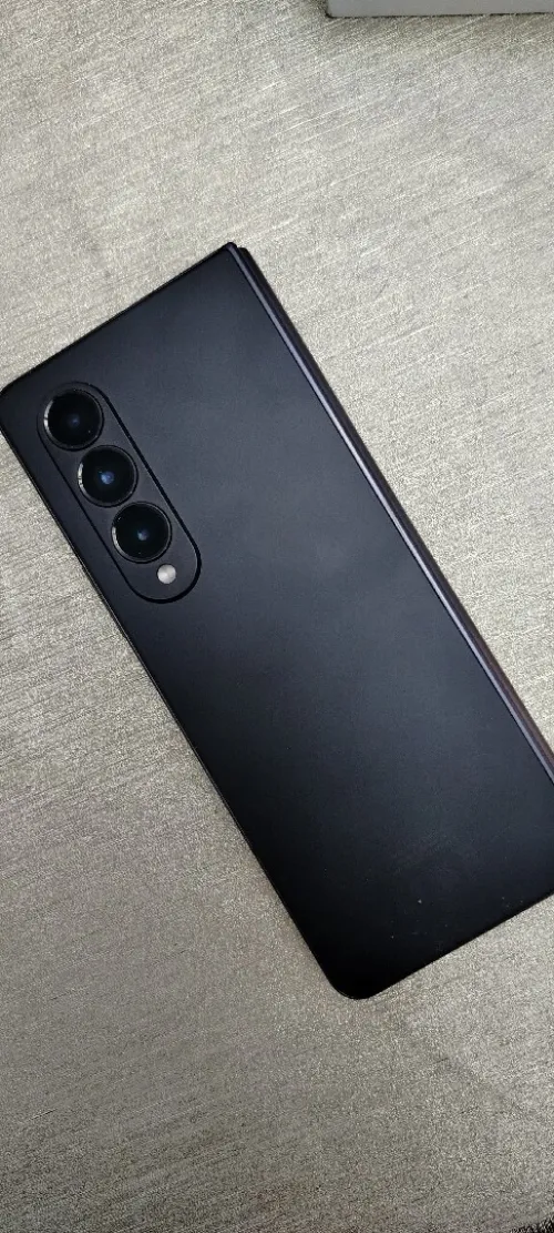 Samsung galaxy Z fold 4