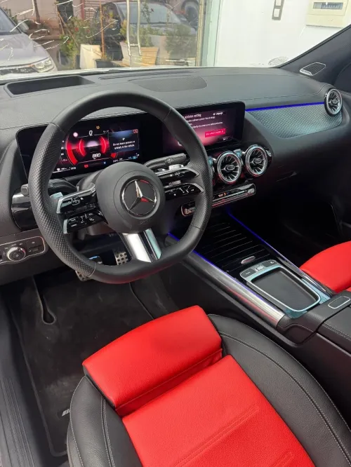 Mercedes CLA 200 2025 AMG