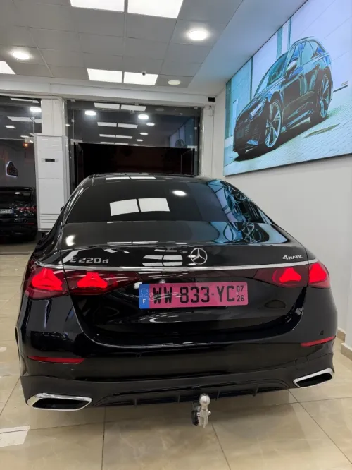 Mercedes E220D 4MATIC 2026 AMG
