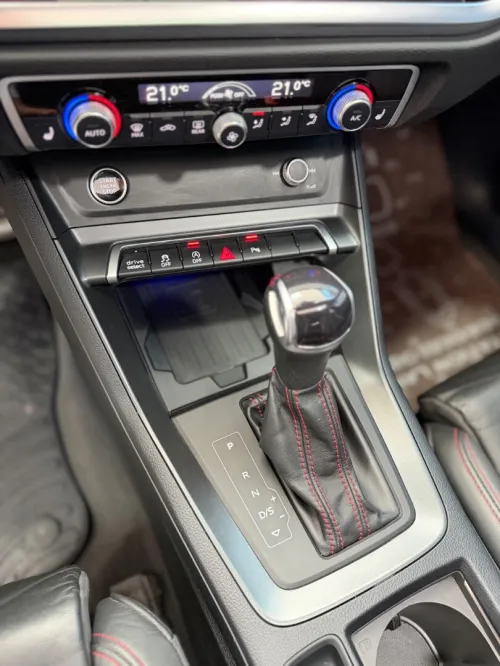 Audi Q3 2023 SLINE
