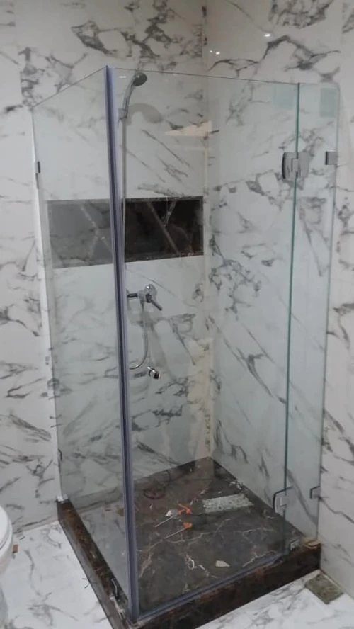 cabine de douche vitrine cloisons