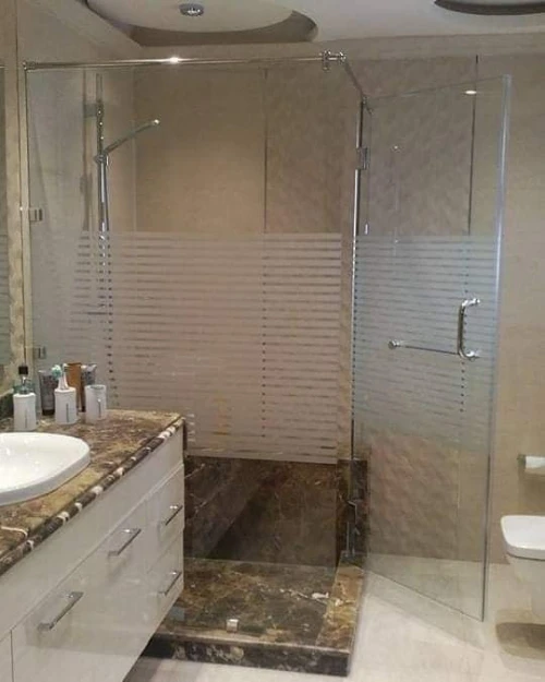 Cabine de douche et paroi sur mesure 