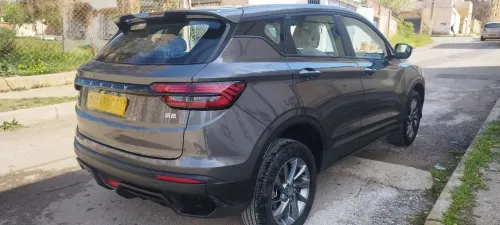 Geely Coolray 2025 T