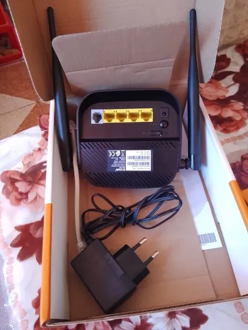 Vends Modem Router+ Adaptateur 