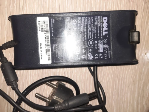 Chargeur DELL 90 Watt