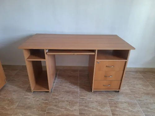 Bureau + armoire