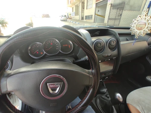 Dacia Duster 2015 