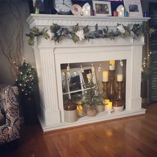 Cheminée décorative en bois Rouge sur commande