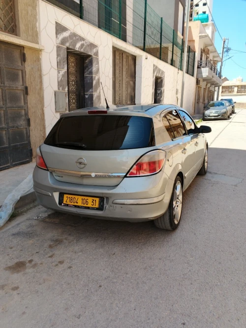 Opel Astra 2006 H