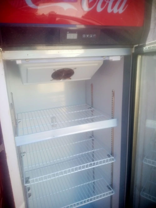Deux frigo commercial