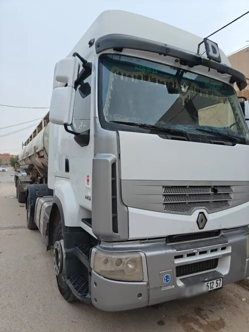 Renault Lander 440 dxi 2012