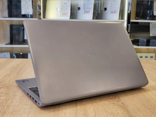 LAPTOP DELL  LATITUDE 5550  ULTRA-7 165U 16G 512G SSD 15.6'' FHD WIN11