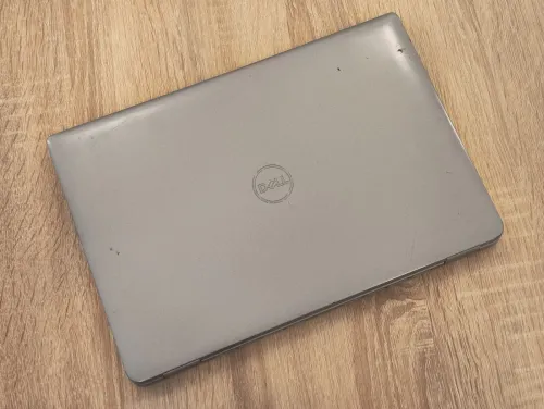 (VENDU)Dell Latitude 5340 i7-1365U 32Go DDR5 256GB NVMe 14" FHD+ IPS