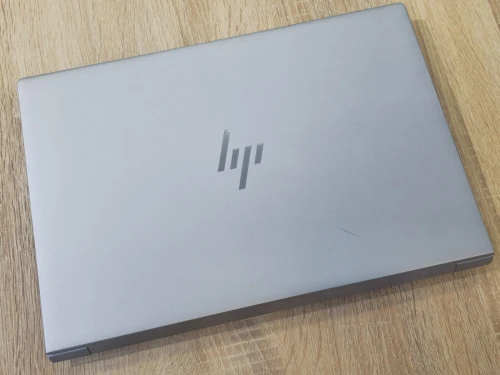 ( VENDU ) STATION HP ZBOOK FURY 16 G10 I9-13950HX 64G 2TB SSD RTX 3500 ADA 12G WIN11