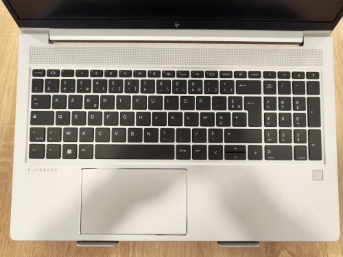 (VENDU) HP EliteBook 655 G10 Ryzen 7 PRO 7730U 16Go 256GB NVMe 15,6" FHD IPS