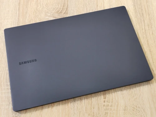 SAMSUNG GALAXY BOOK 2 PRO I5-1240P 8G 256G SSD 13.3'' FHD AMOLED WIN11 SOUS EMBALLAGE