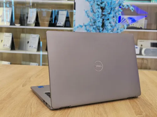 Dell Latitude 5330 i5-1235U 16Go 256GB 13,3" FHD IPS TACTILE
