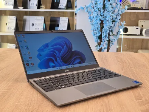 Dell Latitude 3330 i5-1155G7 8Go 256GB NVMe 13,3" FHD IPS