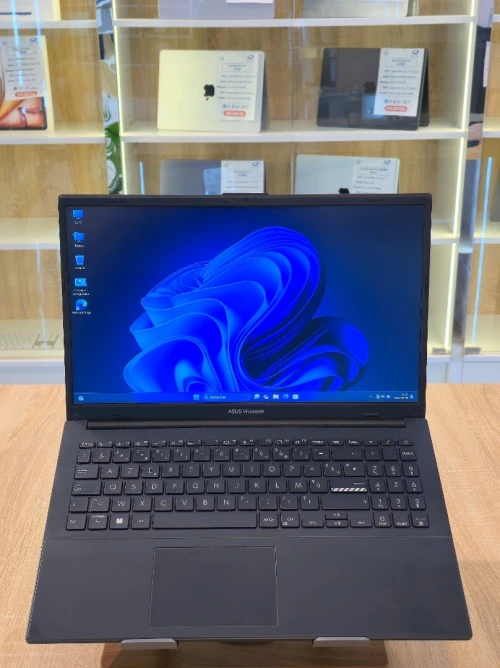 ASUS VIVOBOOK E1504F RYZEN 5 7520U 16G  512G SSD 15.6' FHD  WIN 11