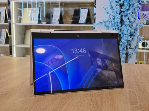 HP EliteBook x360 830 G8 i5-1135G7 16Go 256GB NVMe 13,3" FHD IPS TACTILE 360