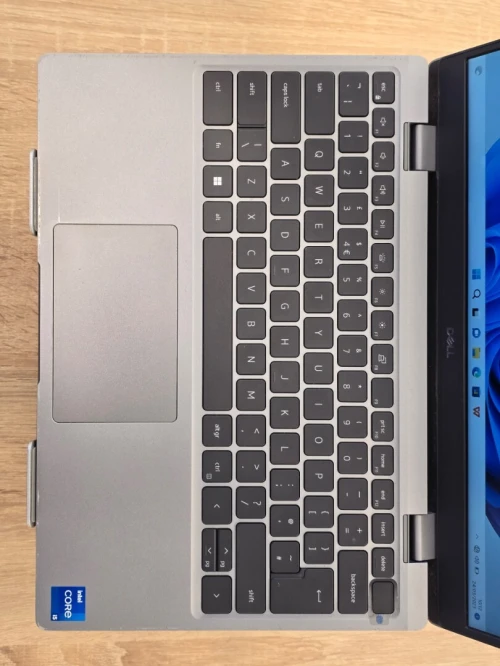 Dell Latitude 3330 i5-1155G7 8Go 256GB NVMe 13,3" FHD IPS