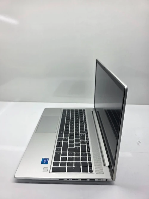LAPTOP HP PROBOOK  450 G8  I7-1165G7 16G 512 G SSD 15.6' FHD WIN11