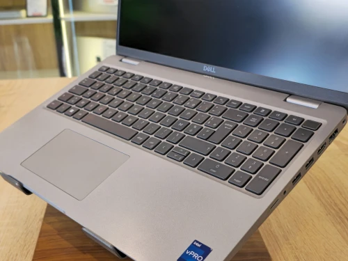 Dell LATITUDE 5540 i7-1365U 16G DDR5 512G 15,6" FHD IPS WIN11